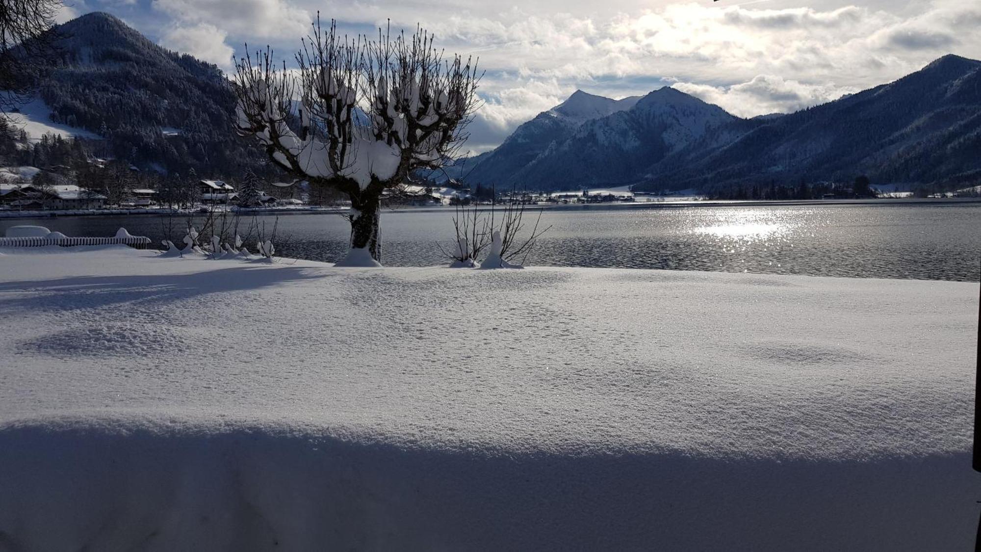 Ferienwohnungen Am See _ Hinterseer Schliersee Bagian luar foto